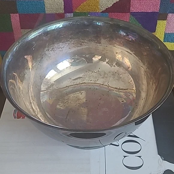 WILCOX SILVER PATINATED BOWL - Picture 2 of 7